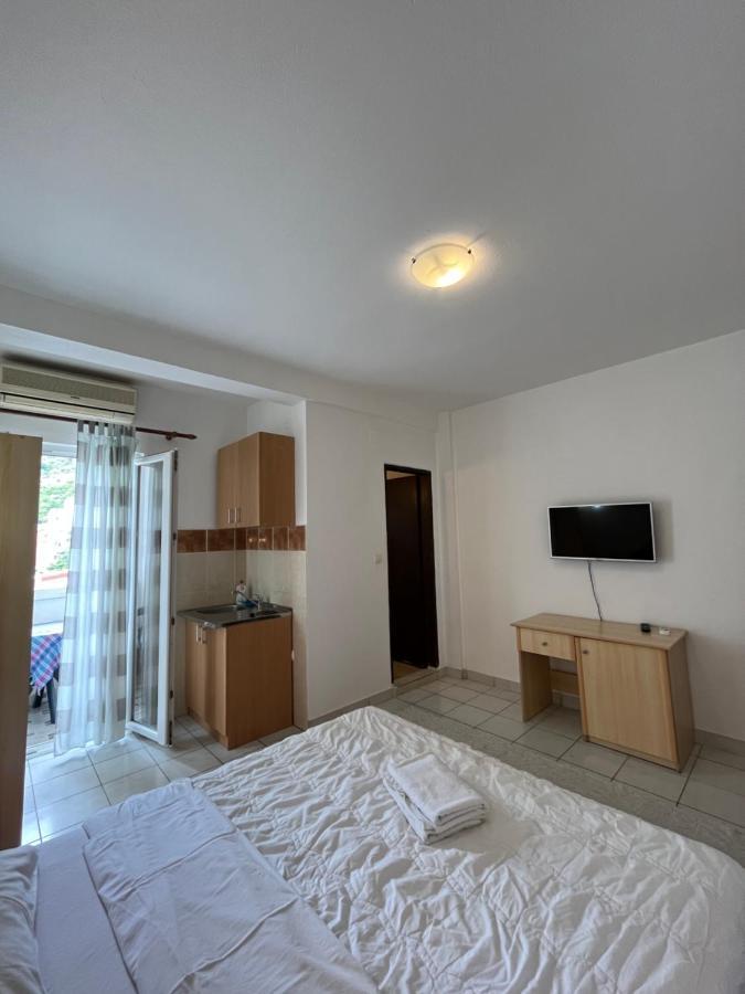 Studio Apartments Kul Budva Eksteriør bilde